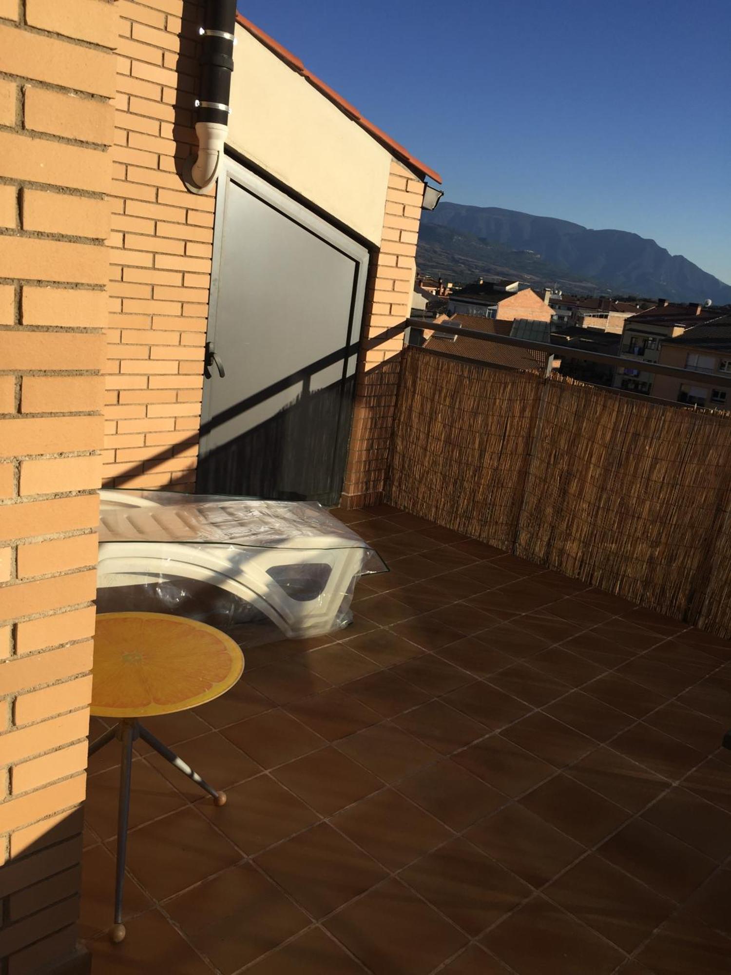Apartment Acogedor Atico Duplex En Tremp